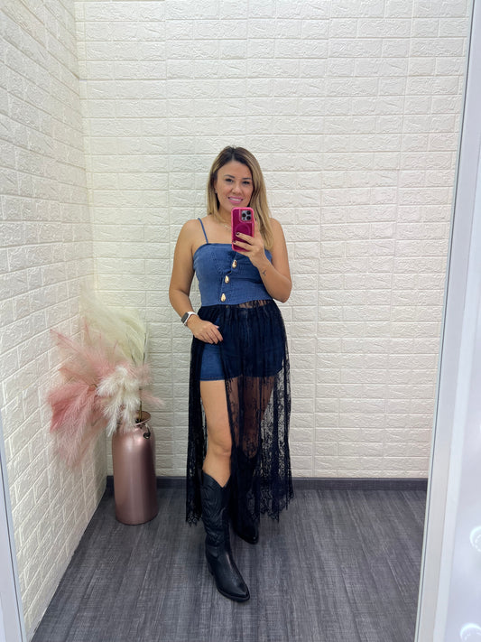 Blusón de Tirantes y Top en Mezclilla con  Gasa Negra