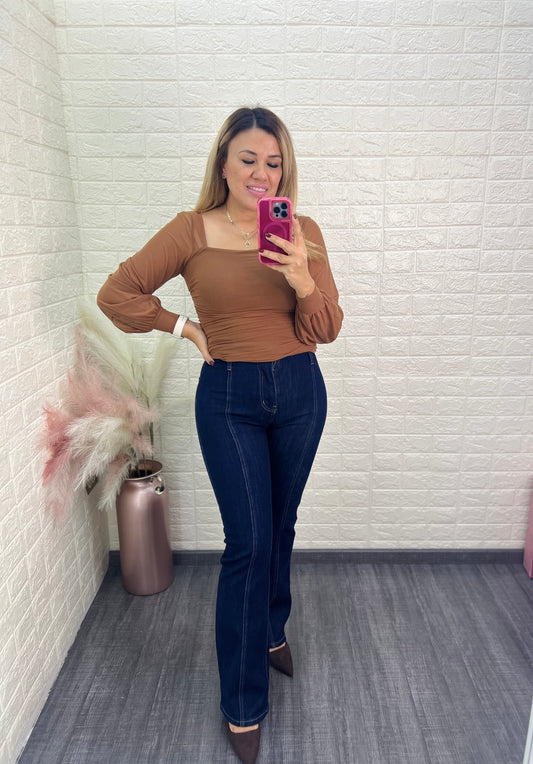 Blusa Color Camel de Manga Larga