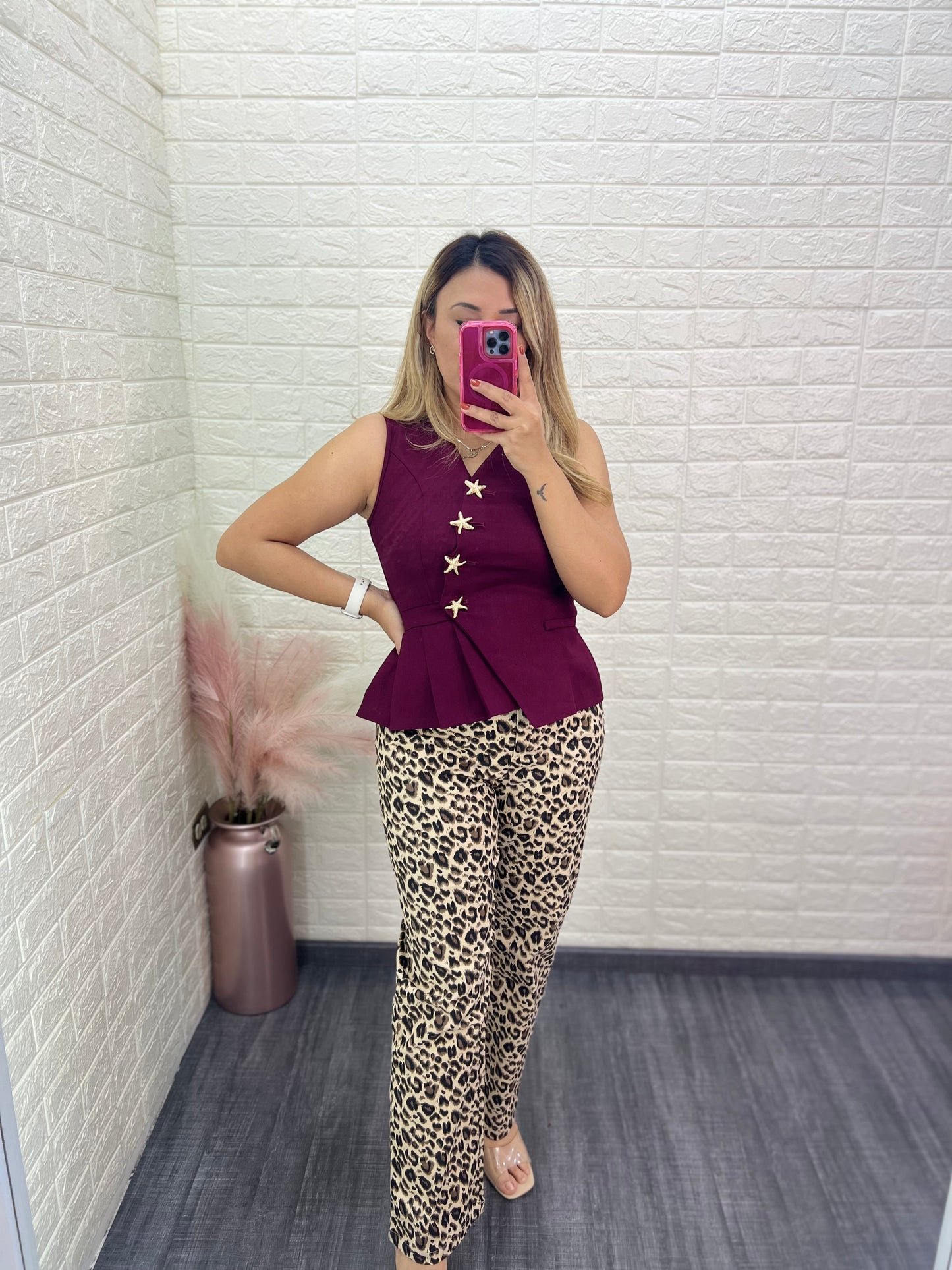 Blusa Morada de Mezclilla Tipo Chaleco