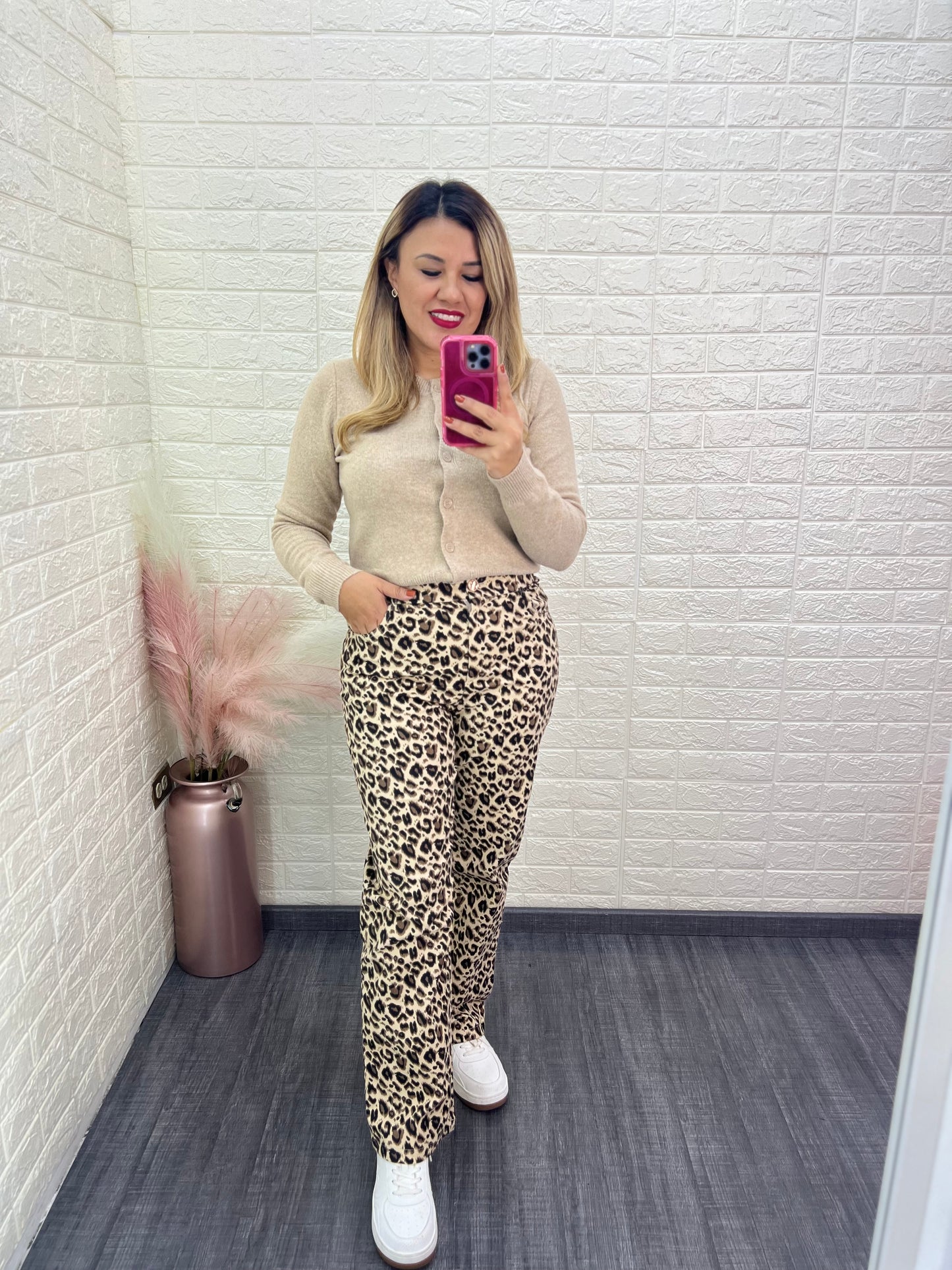 Pantalón Estampado Animal Print Corte Recto