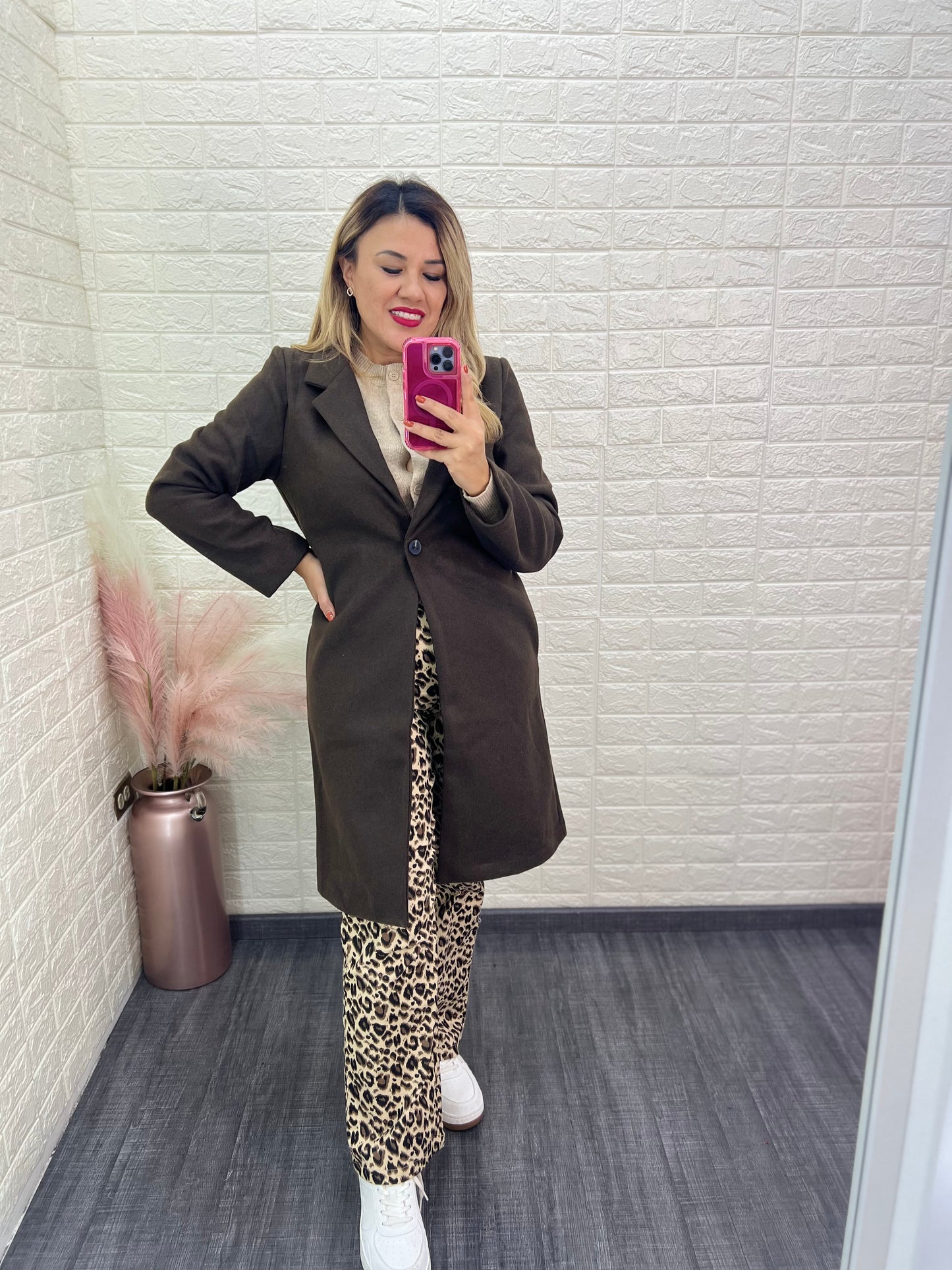 Abrigo Café en Tela de Lana