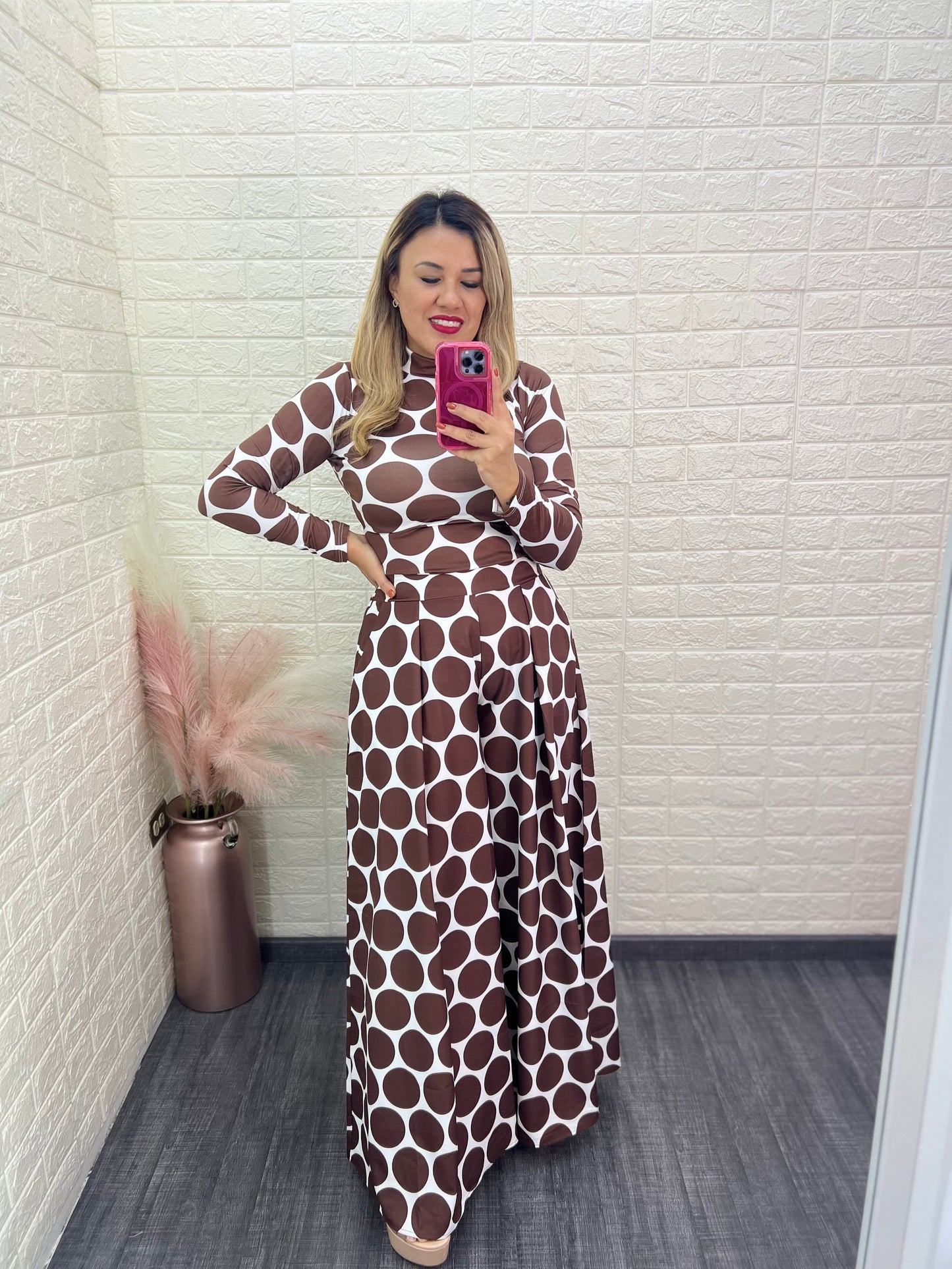 Panti Blusa Blanca Estampada Lunares Cafés