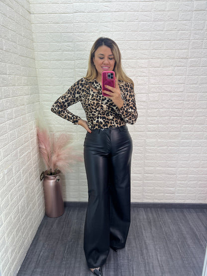 Jeans de Vinipiel Negro en Corte Relaxed