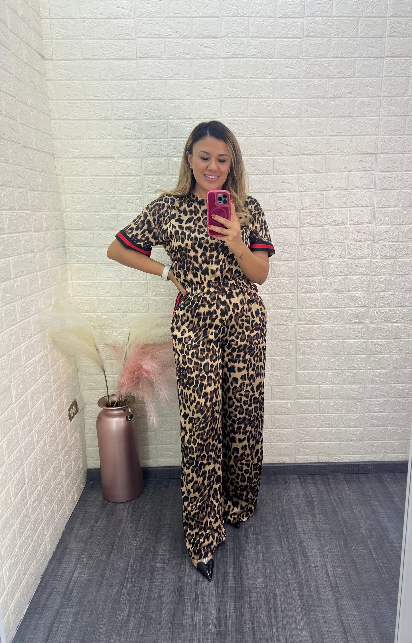 Conjunto Estampado Animal Print Blusa y Pants