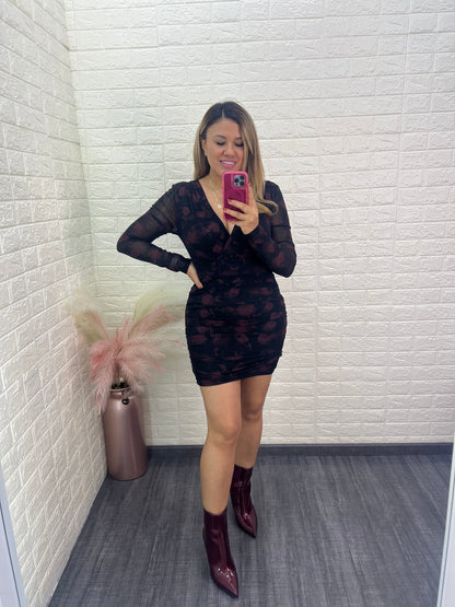 Vestido Negro Corto de Manga Larga Estampado Flores Rojas