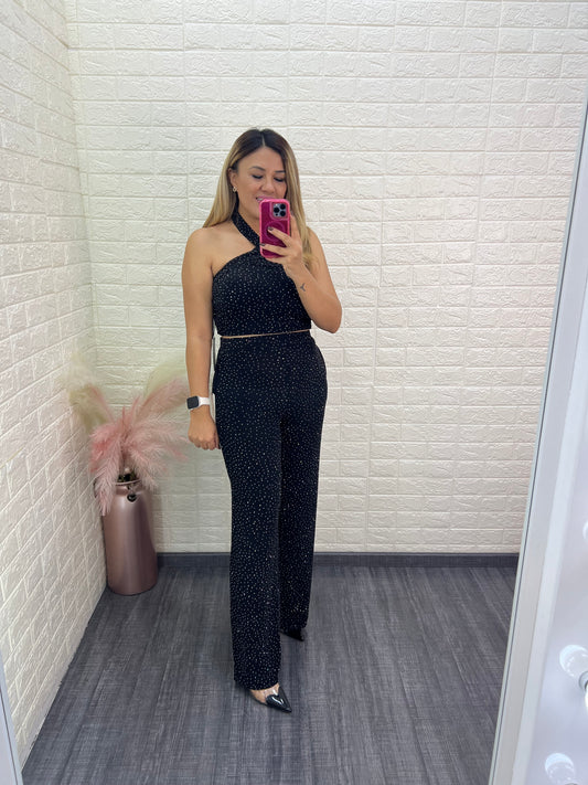 Conjunto Negro con Brillos Blusa Halter y Pantalón