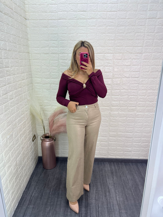Blusa Color Wine a los Hombros de Manga Larga