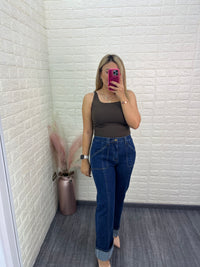 Pantalón de Mezclilla Corte High Rise Wide Straight