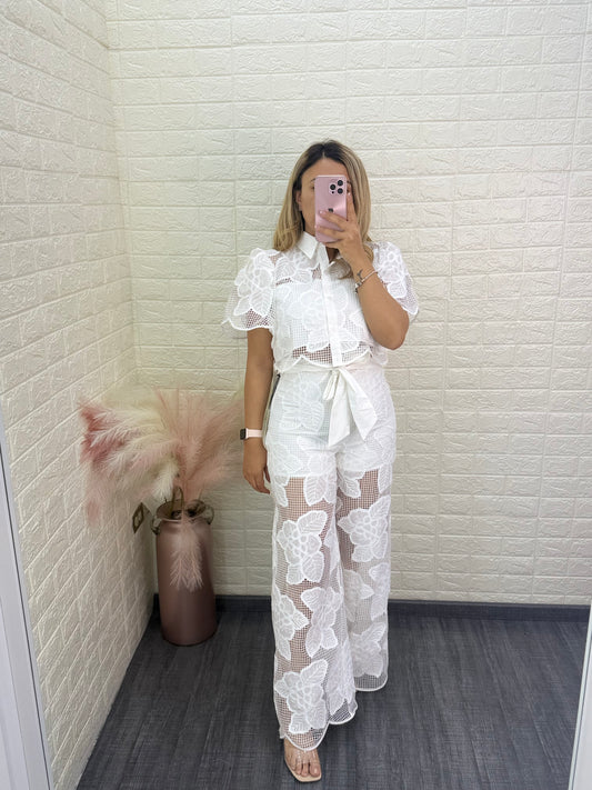 Conjunto Blanco de Blusa y Pantalón Tejidos con Forro