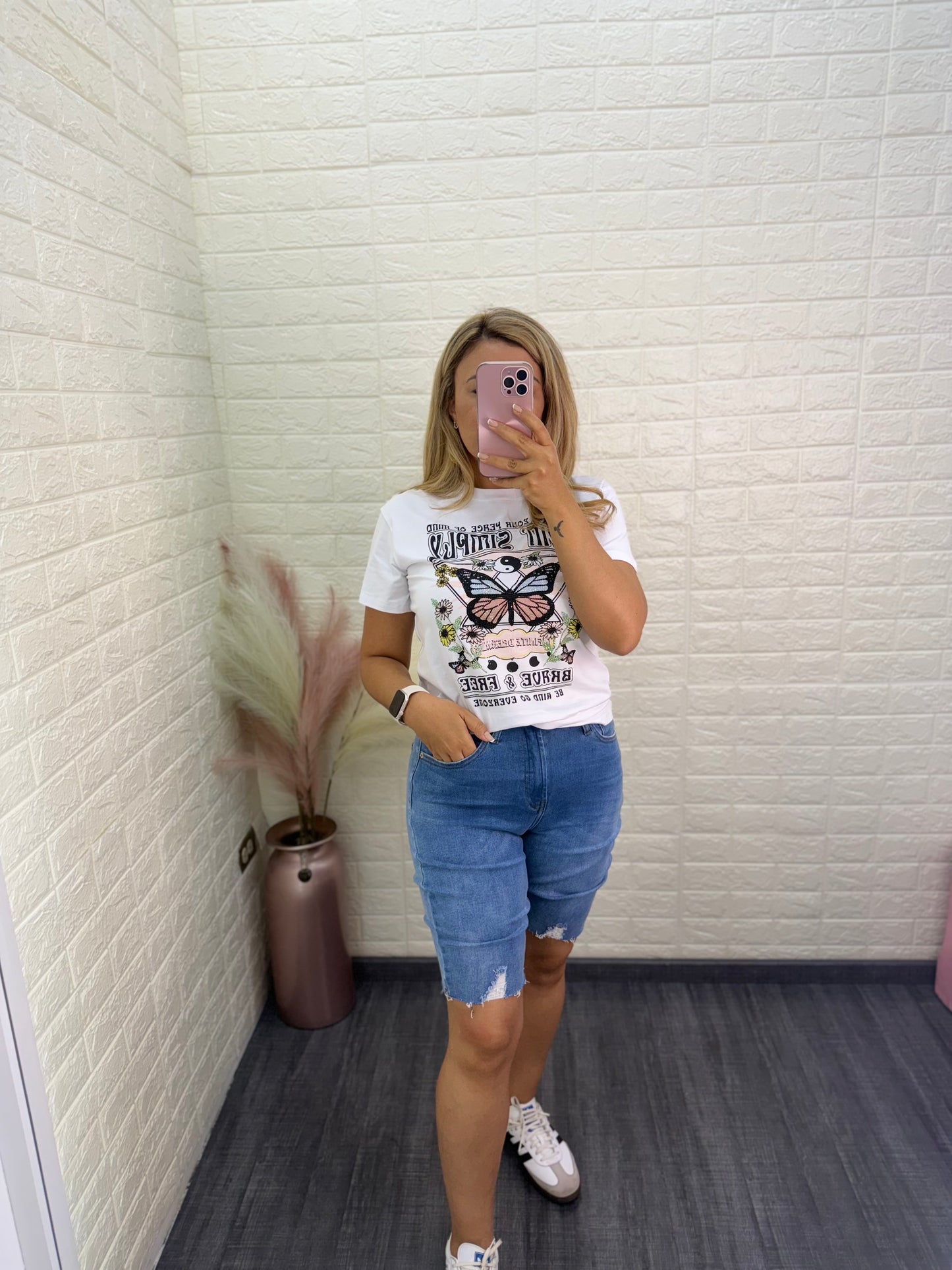 Short de Mezclilla con Rasgado