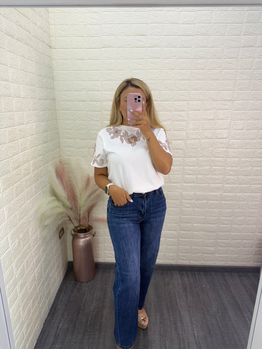 Blusa Blanca con Bordados Color Mauve