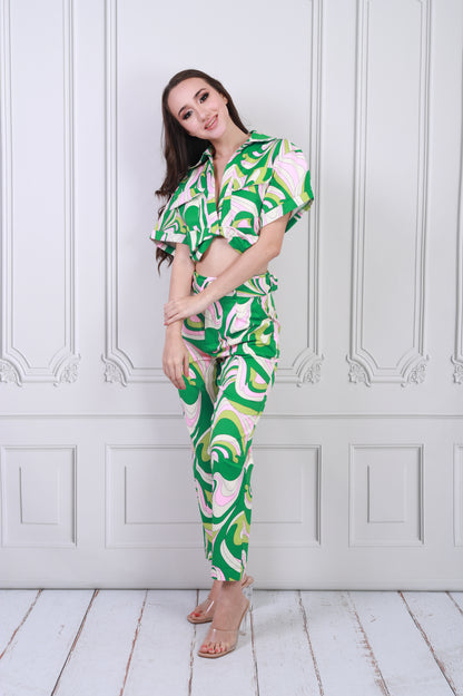 Set de Blusa y Pantalón Estampados Verde con Rosa